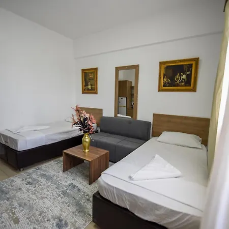 Hotel apartamentowy Goldhome *