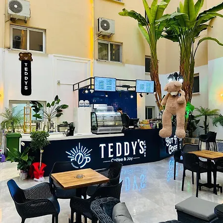 Goldhome Apart-hotel *